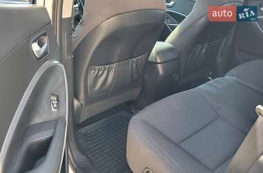 Внедорожник / Кроссовер Hyundai Santa FE 2014 в 