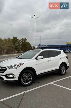 Внедорожник / Кроссовер Hyundai Santa FE 2016 в Киеве
