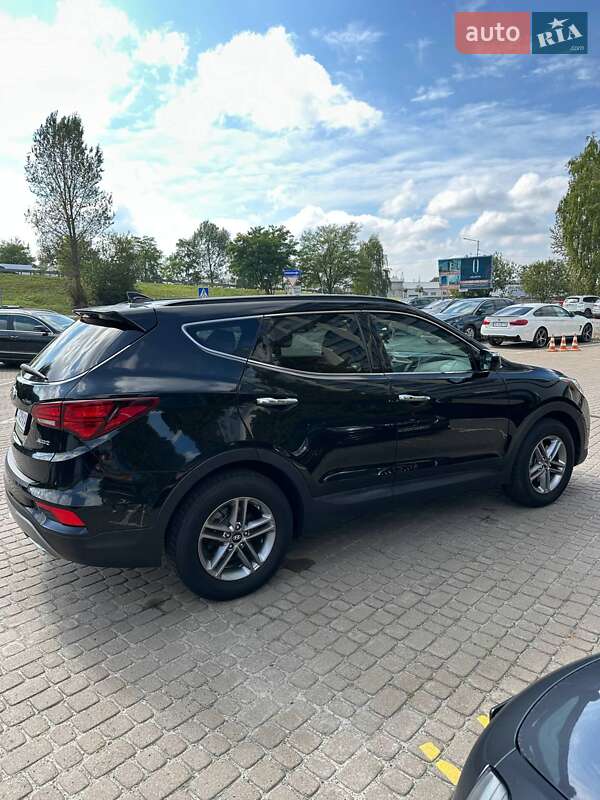 Внедорожник / Кроссовер Hyundai Santa FE 2017 в Львове