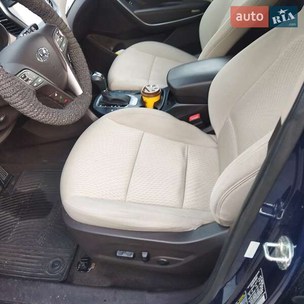 Позашляховик / Кросовер Hyundai Santa FE 2017 в Києві