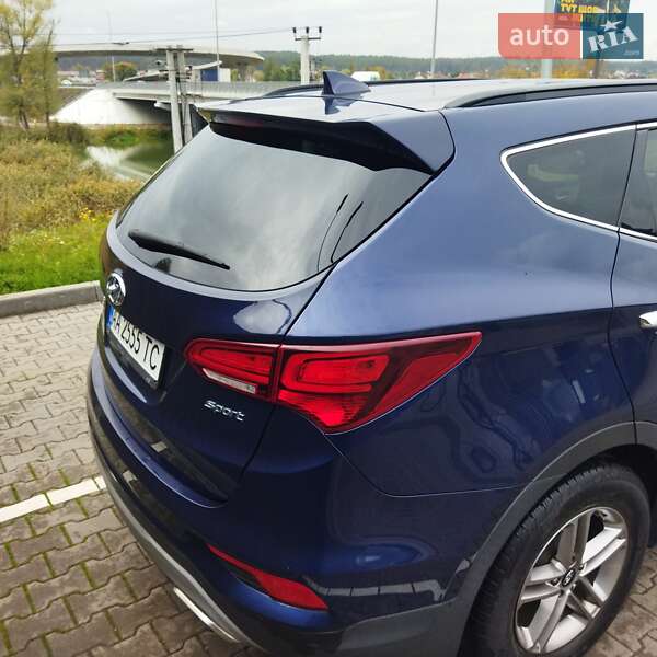 Позашляховик / Кросовер Hyundai Santa FE 2017 в Києві