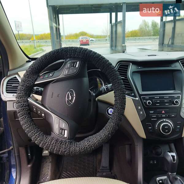 Позашляховик / Кросовер Hyundai Santa FE 2017 в Києві