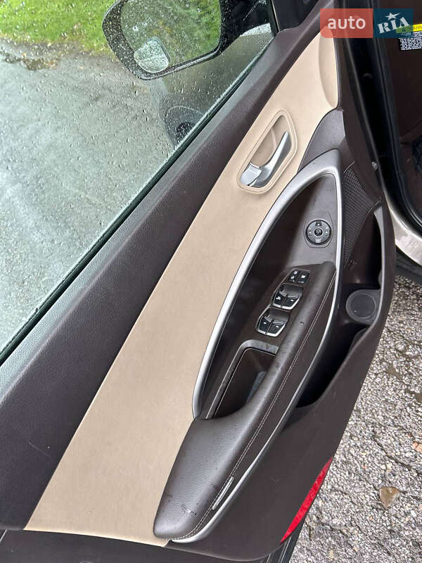 Позашляховик / Кросовер Hyundai Santa FE 2014 в Коломиї