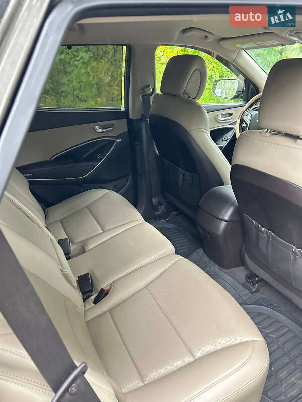 Позашляховик / Кросовер Hyundai Santa FE 2014 в Коломиї