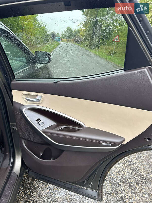 Позашляховик / Кросовер Hyundai Santa FE 2014 в Коломиї