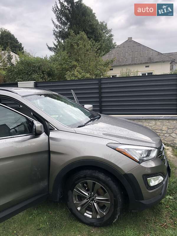 Внедорожник / Кроссовер Hyundai Santa FE 2015 в Тернополе фото 7 Внедорожник / Кроссовер Hyundai Santa FE 2015 в Тернополе