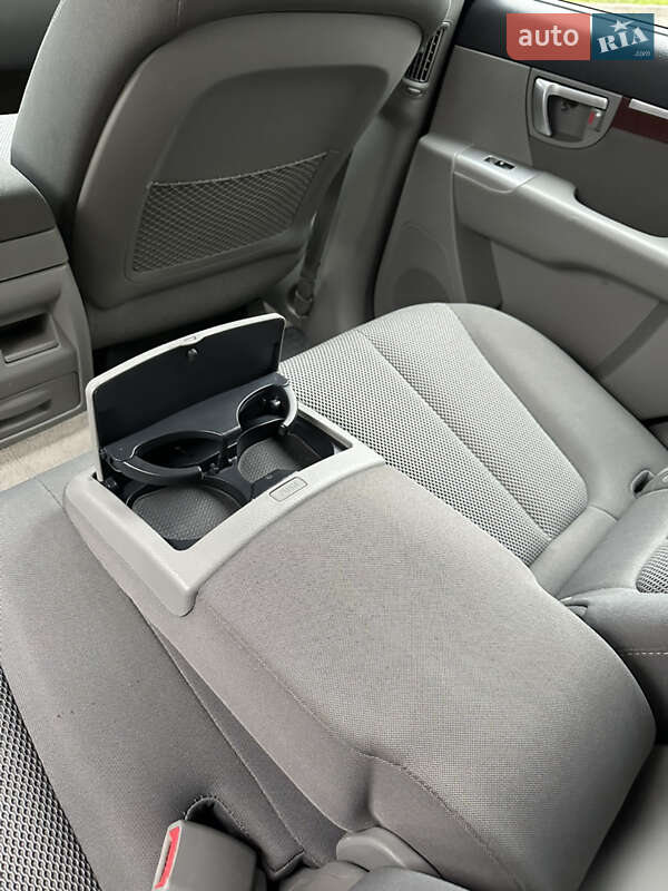 Внедорожник / Кроссовер Hyundai Santa FE 2009 в Ровно