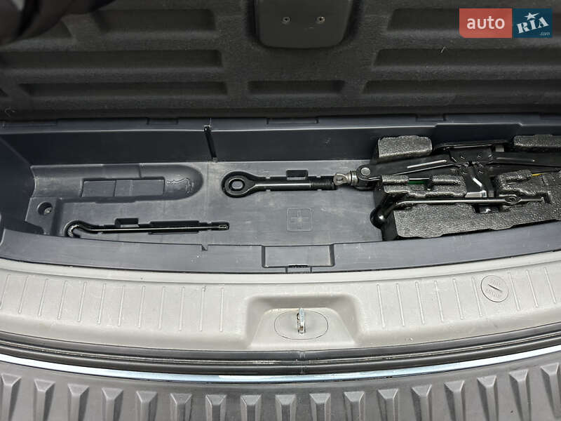 Внедорожник / Кроссовер Hyundai Santa FE 2009 в Ровно