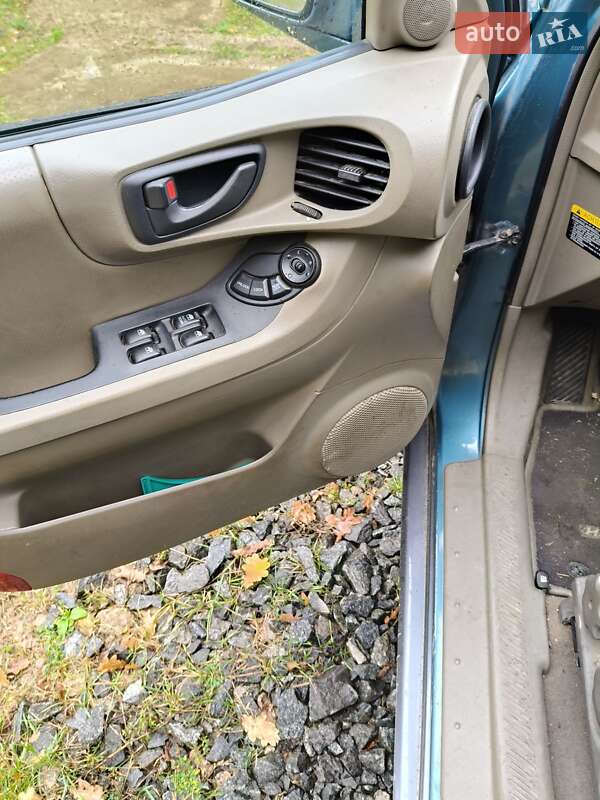 Позашляховик / Кросовер Hyundai Santa FE 2002 в Чернігові