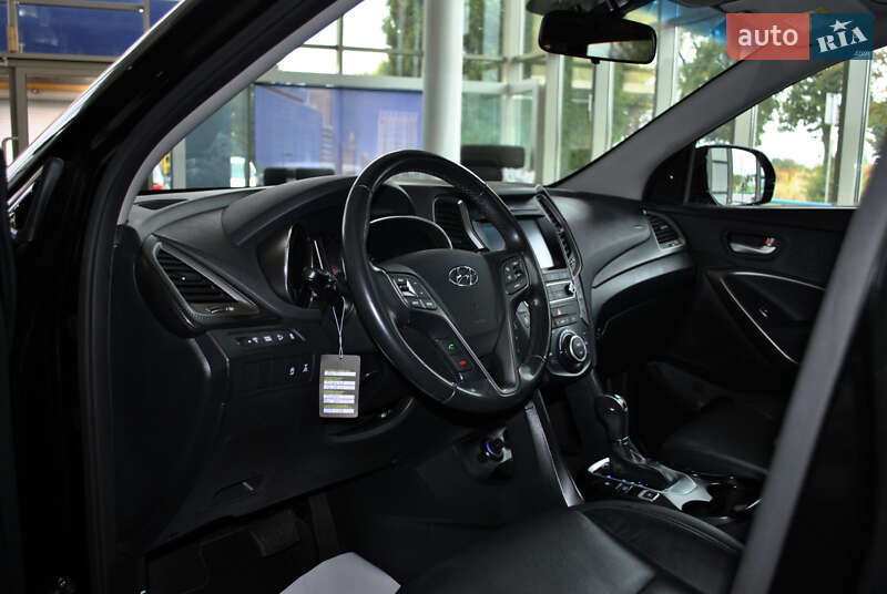 Позашляховик / Кросовер Hyundai Santa FE 2016 в Рівному фото 23 Позашляховик / Кросовер Hyundai Santa FE 2016 в Рівному