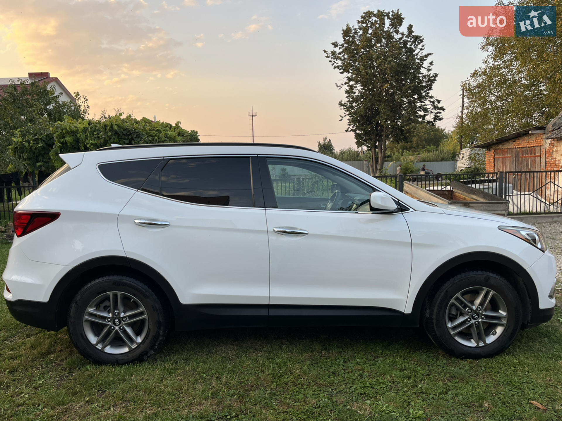 2016 Hyundai Santa Fe - мініатюра 10