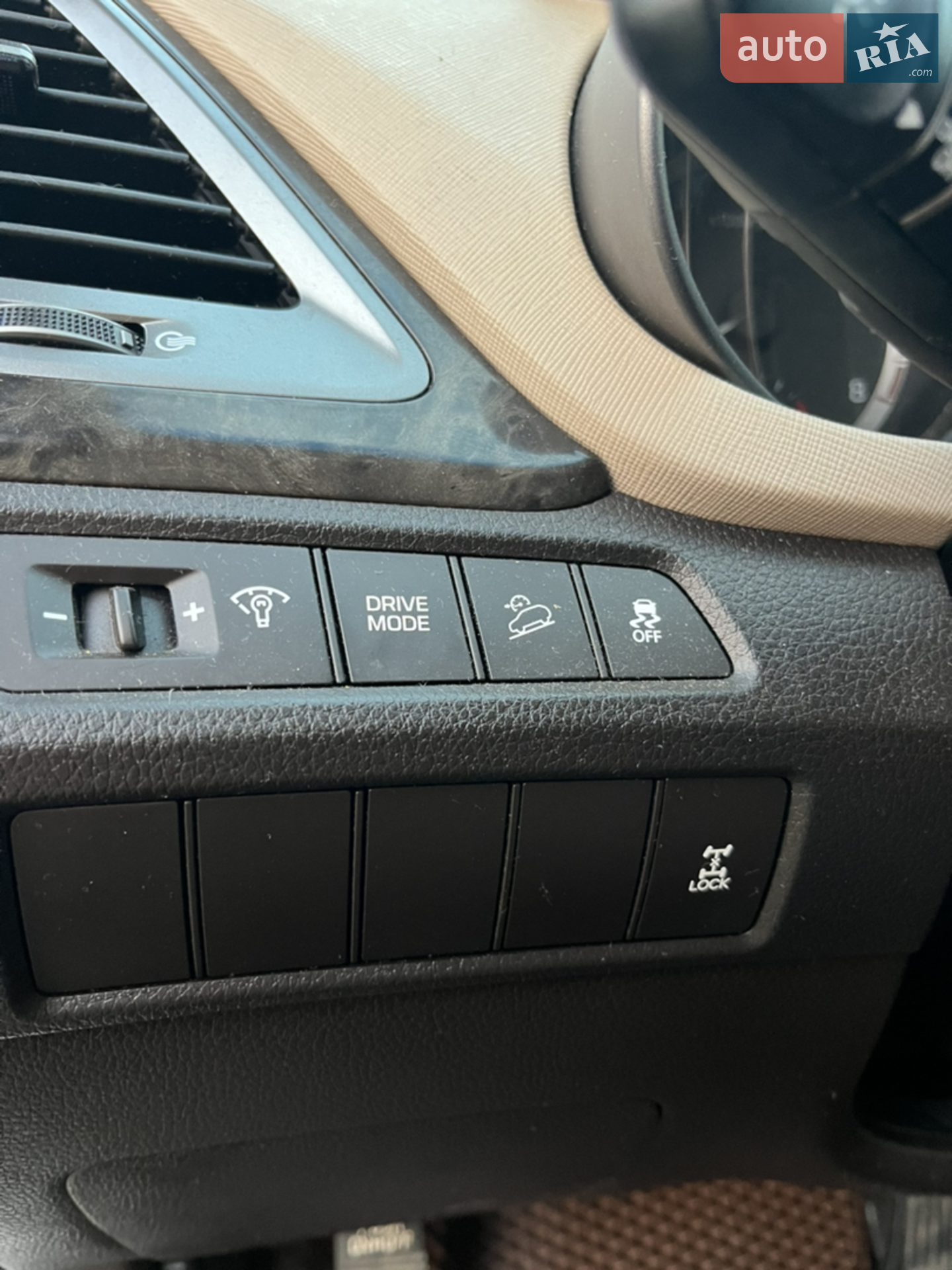 2016 Hyundai Santa Fe - мініатюра 25