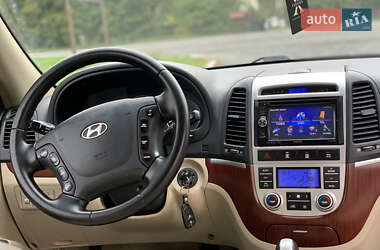 Внедорожник / Кроссовер Hyundai Santa FE 2008 в 