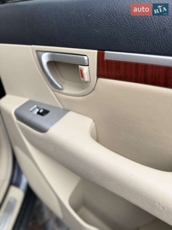 Позашляховик / Кросовер Hyundai Santa FE 2008 в Старокостянтинові