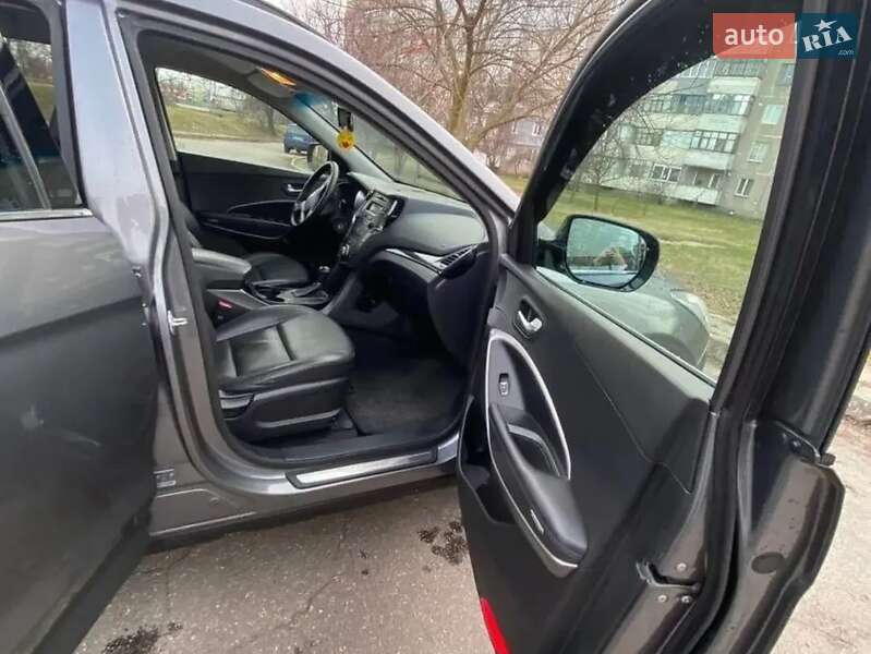 Внедорожник / Кроссовер Hyundai Santa FE 2013 в Львове