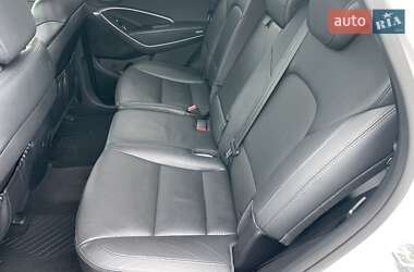 Внедорожник / Кроссовер Hyundai Santa FE 2013 в 