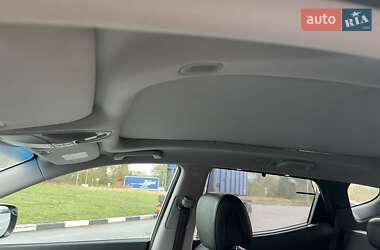 Внедорожник / Кроссовер Hyundai Santa FE 2013 в 