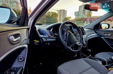 Позашляховик / Кросовер Hyundai Santa FE 2015 в 