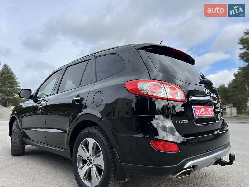 Внедорожник / Кроссовер Hyundai Santa FE 2012 в Радивилове