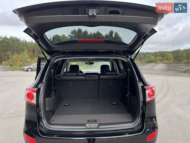 Внедорожник / Кроссовер Hyundai Santa FE 2012 в Радивилове