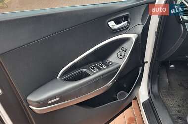 Внедорожник / Кроссовер Hyundai Santa FE 2014 в 