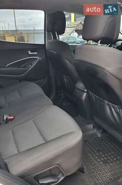 Внедорожник / Кроссовер Hyundai Santa FE 2014 в 
