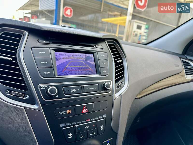 Внедорожник / Кроссовер Hyundai Santa FE 2018 в Каменец-Подольском
