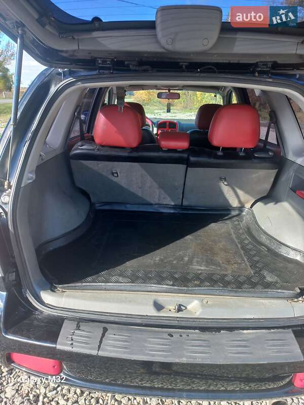 Позашляховик / Кросовер Hyundai Santa FE 2005 в Звягелі фото 2 Позашляховик / Кросовер Hyundai Santa FE 2005 в Звягелі