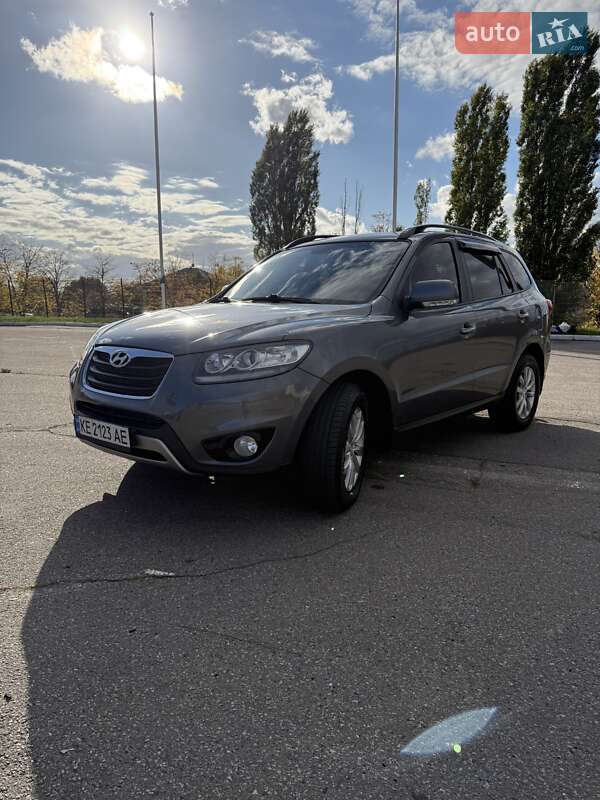 Позашляховик / Кросовер Hyundai Santa FE 2012 в Харкові