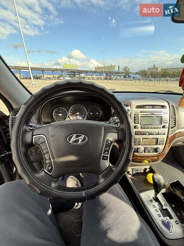 Позашляховик / Кросовер Hyundai Santa FE 2012 в Харкові