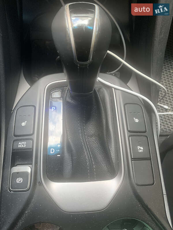 Позашляховик / Кросовер Hyundai Santa FE 2014 в Києві