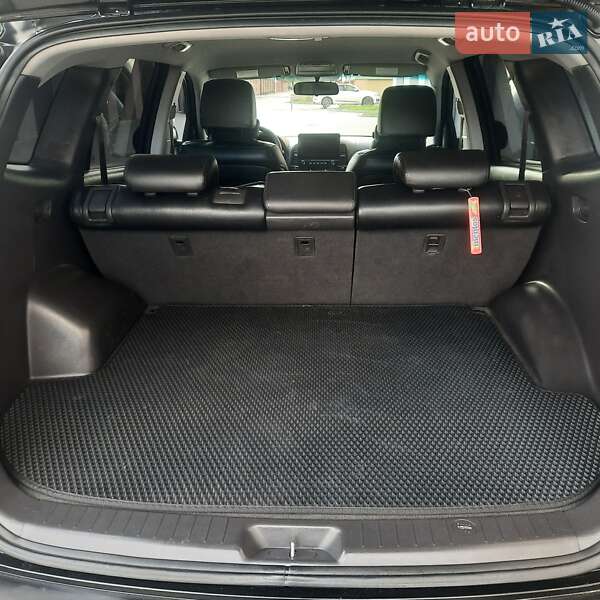 Позашляховик / Кросовер Hyundai Santa FE 2010 в Івано-Франківську