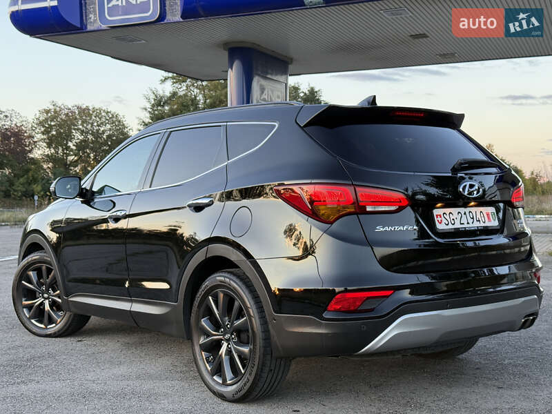 Внедорожник / Кроссовер Hyundai Santa FE 2015 в Радивилове