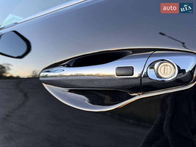 Внедорожник / Кроссовер Hyundai Santa FE 2015 в Радивилове