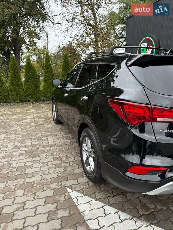 Внедорожник / Кроссовер Hyundai Santa FE 2016 в Львове