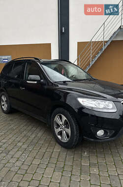 Позашляховик / Кросовер Hyundai Santa FE 2011 в 