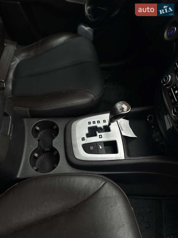 Позашляховик / Кросовер Hyundai Santa FE 2011 в Коломиї