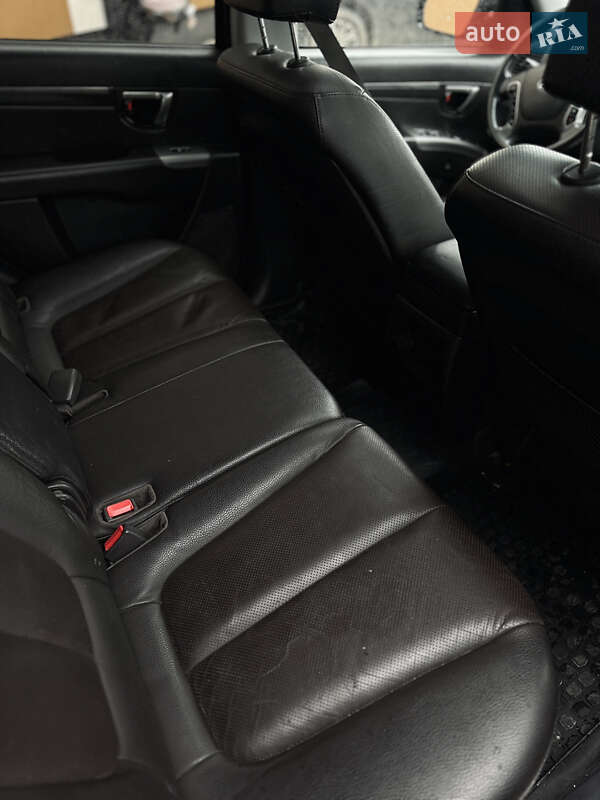 Позашляховик / Кросовер Hyundai Santa FE 2011 в Коломиї