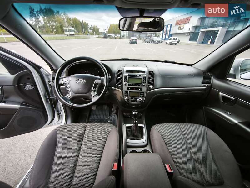Внедорожник / Кроссовер Hyundai Santa FE 2010 в Ковеле
