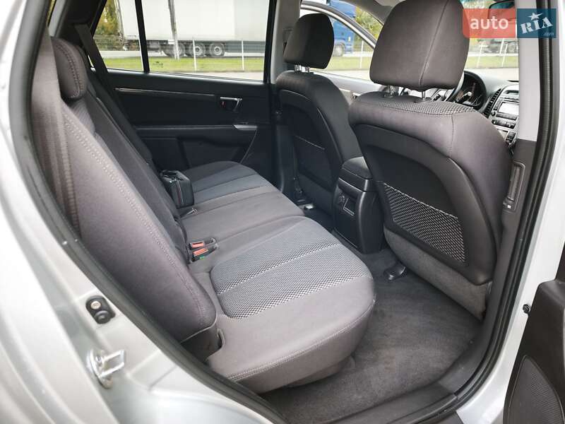 Внедорожник / Кроссовер Hyundai Santa FE 2010 в Ковеле