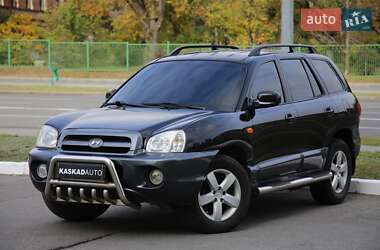Внедорожник / Кроссовер Hyundai Santa FE 2005 в 