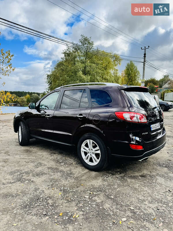 Внедорожник / Кроссовер Hyundai Santa FE 2011 в Киеве