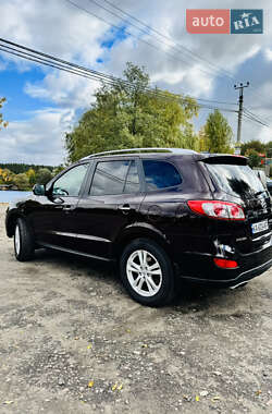 Внедорожник / Кроссовер Hyundai Santa FE 2011 в 