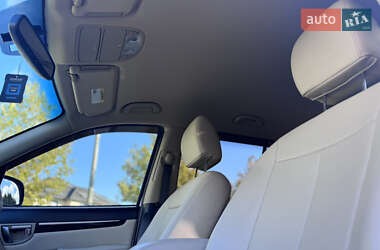 Внедорожник / Кроссовер Hyundai Santa FE 2011 в 