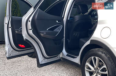 Внедорожник / Кроссовер Hyundai Santa FE 2013 в 