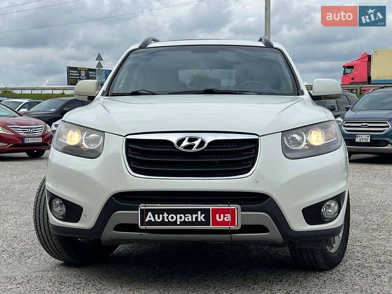 Внедорожник / Кроссовер Hyundai Santa FE 2012 в Львове
