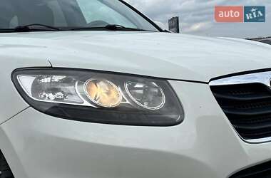 Внедорожник / Кроссовер Hyundai Santa FE 2012 в 