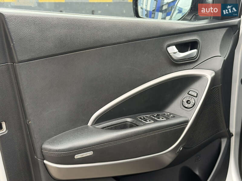 Внедорожник / Кроссовер Hyundai Santa FE 2014 в Ровно фото 36 Внедорожник / Кроссовер Hyundai Santa FE 2014 в Ровно