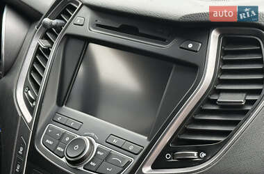 Внедорожник / Кроссовер Hyundai Santa FE 2014 в 
