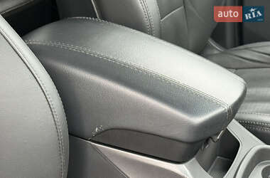 Внедорожник / Кроссовер Hyundai Santa FE 2014 в 